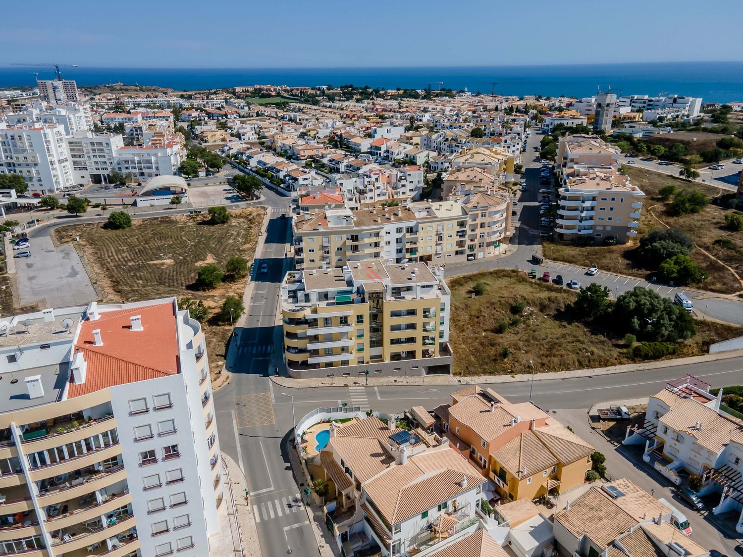 Moradia T3, a curta distância a pé da Praia de Porto de Mós, Lagos