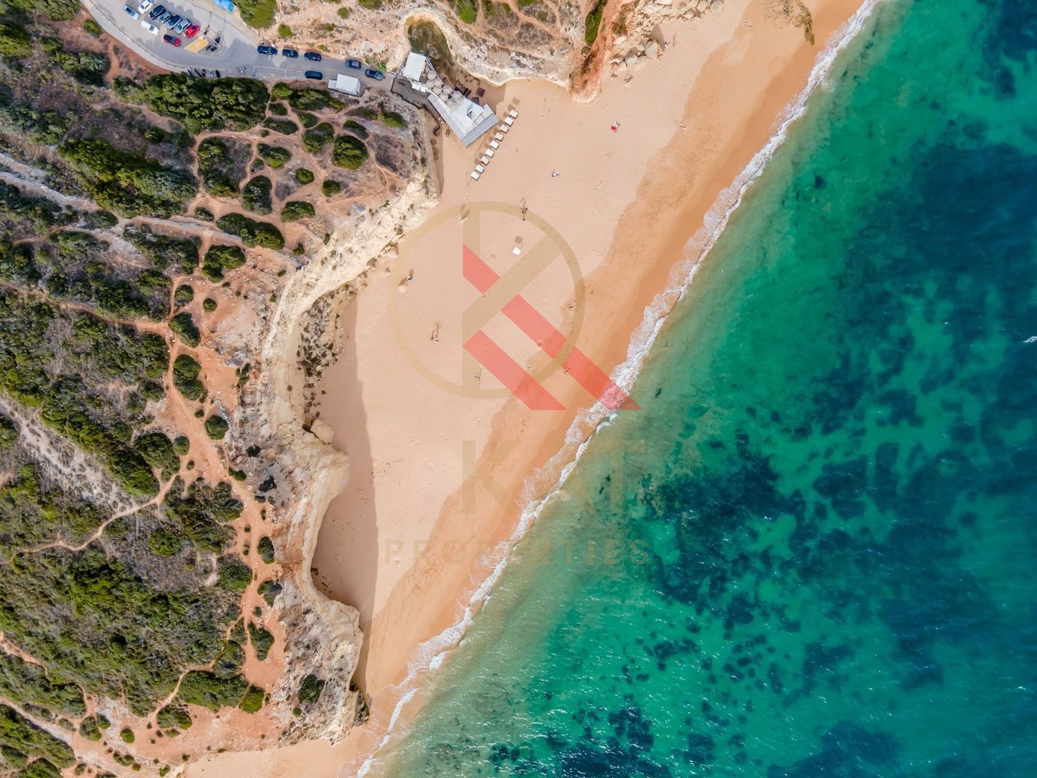 Terreno, com Projeto Aprovado para Hotel Rural, a 850 m da Praia dos Caneiros, Ferragudo