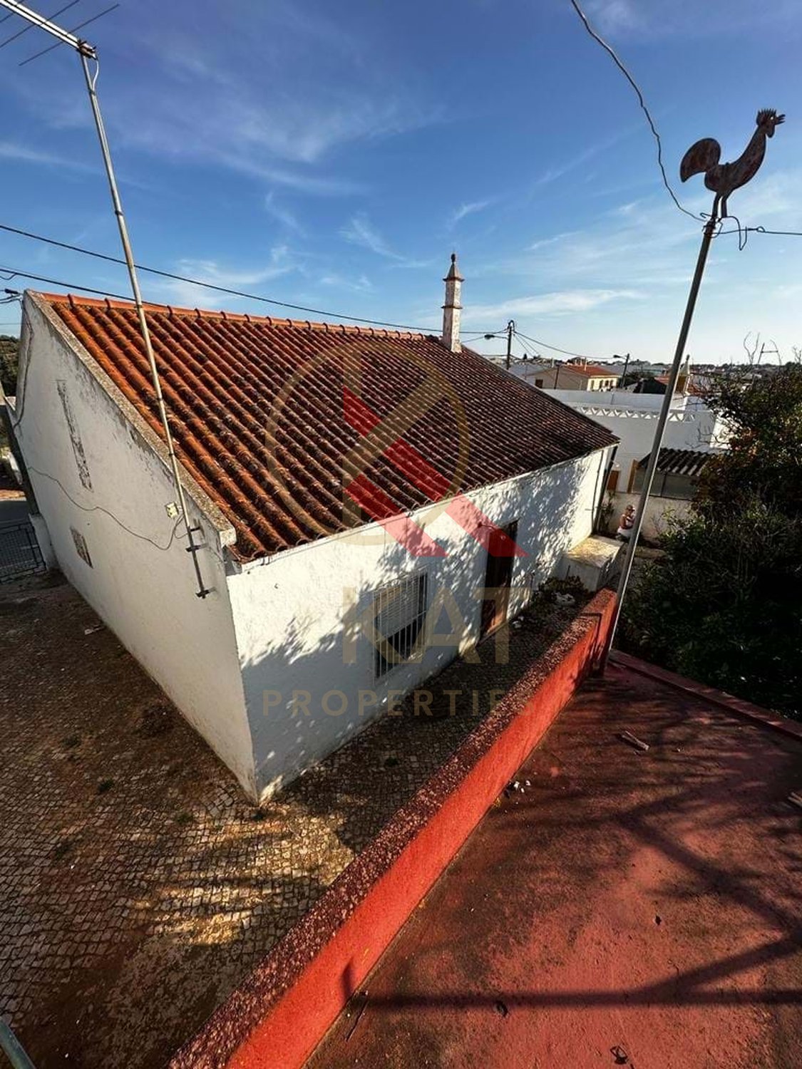 Casa térrea com terreno em Silves