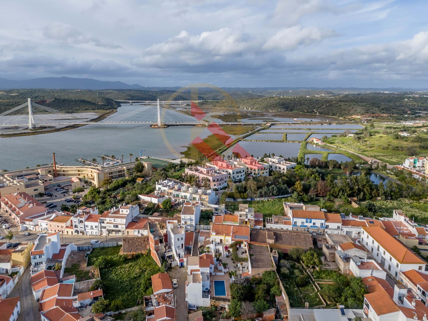 Unidade de Alojamento Local, Mexilhoeira da Carregação, Lagoa