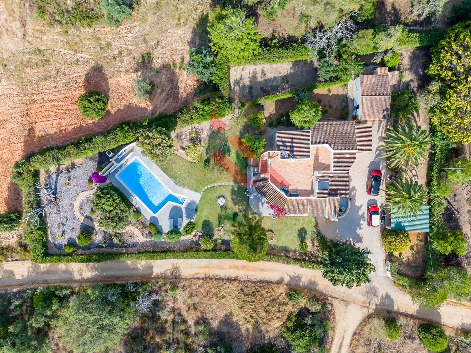 Moradia à Venda em Caramujeira, Vale D´el Rei com Piscina 