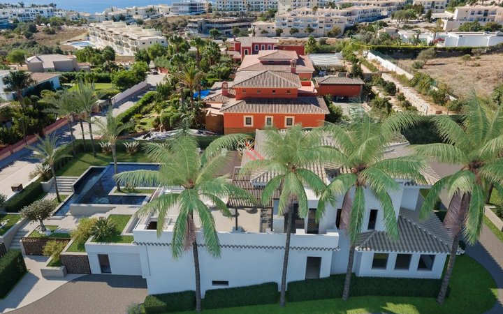 Moradia de Luxo com Vista Mar em Porto de Mós, Lagos 