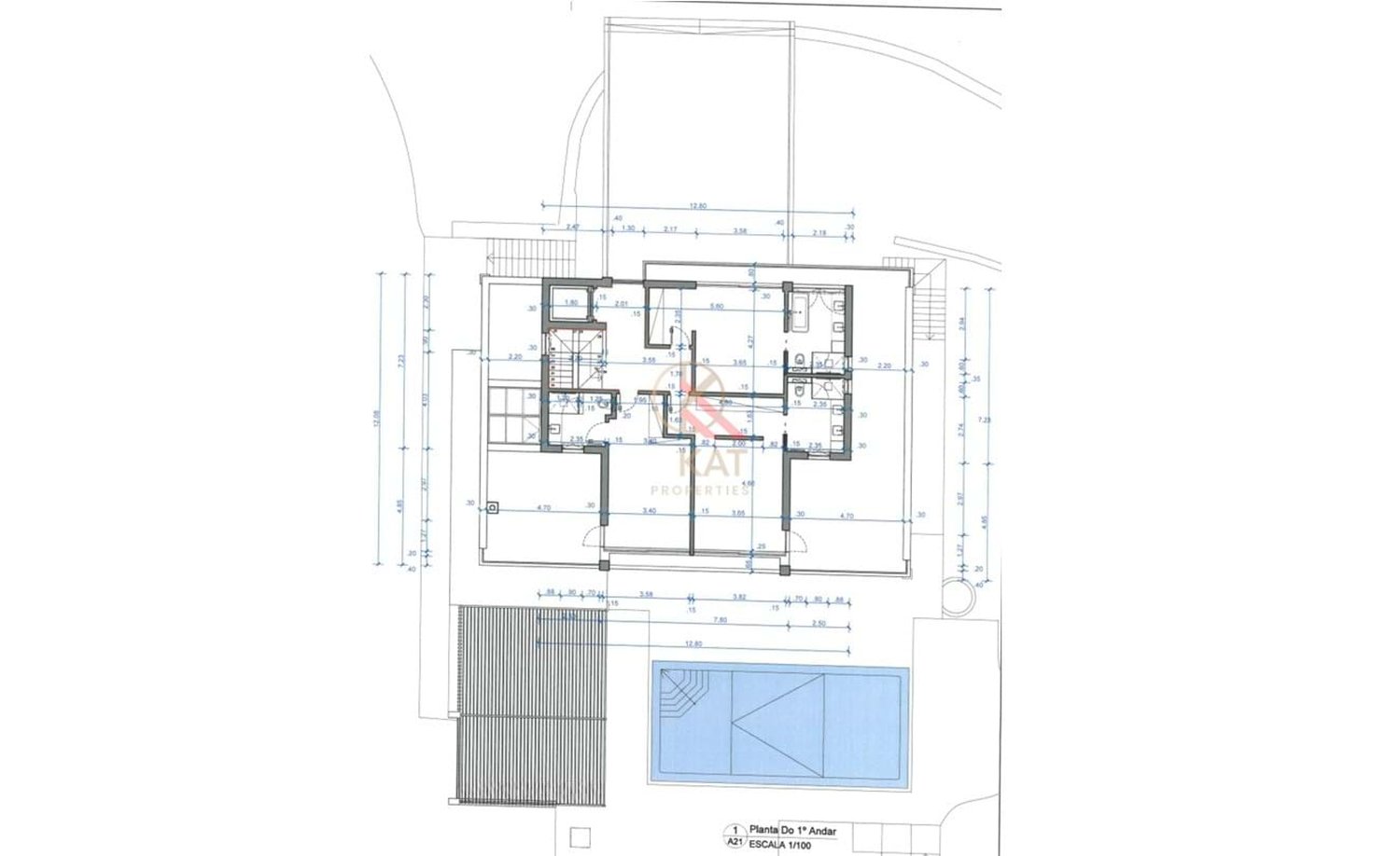 Moradia Contemporânea de Luxo T4 com Piscina e Vista Campo em Lagos, Algarve 