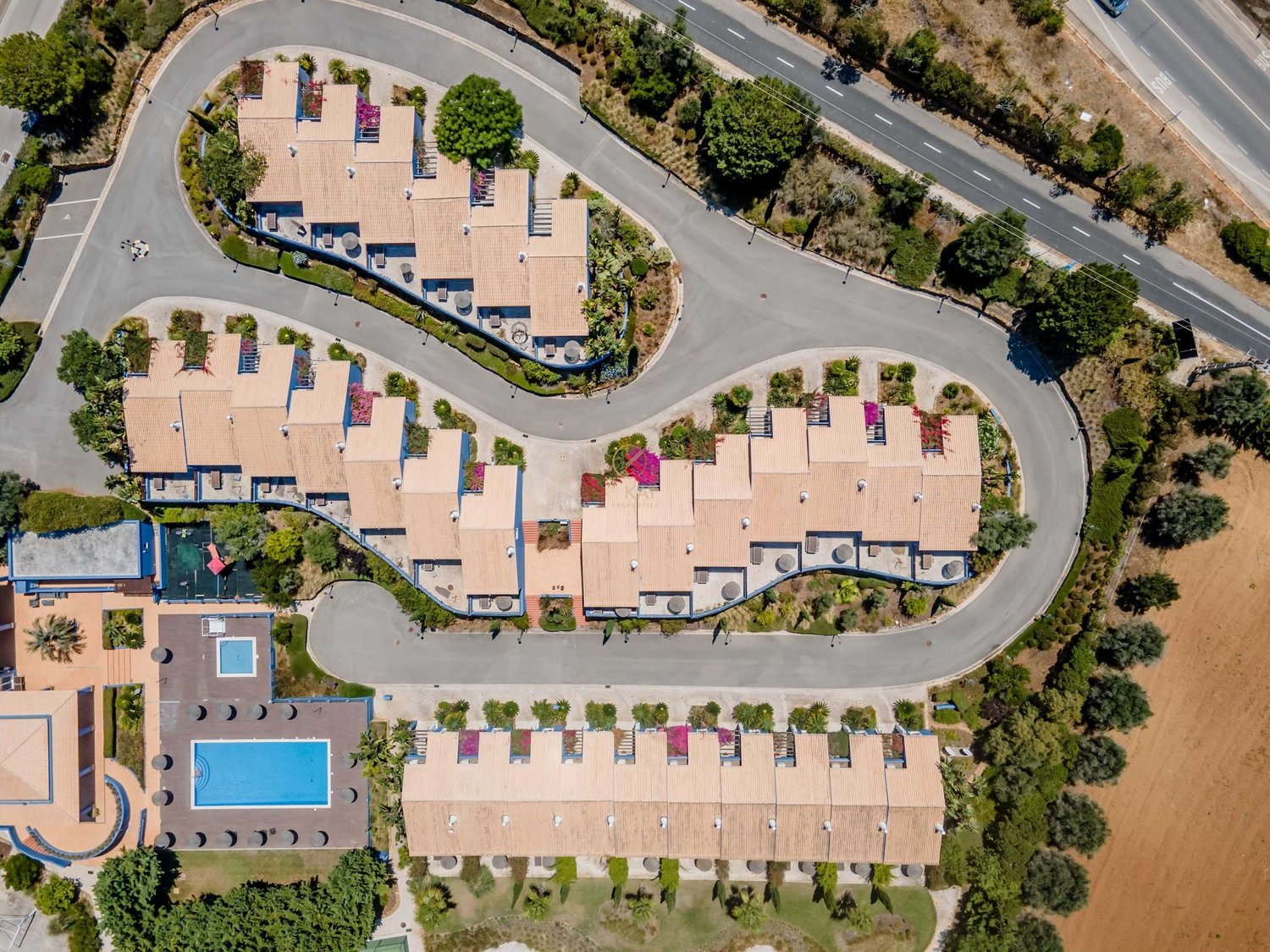 Tourist Village, Luz, Lagos