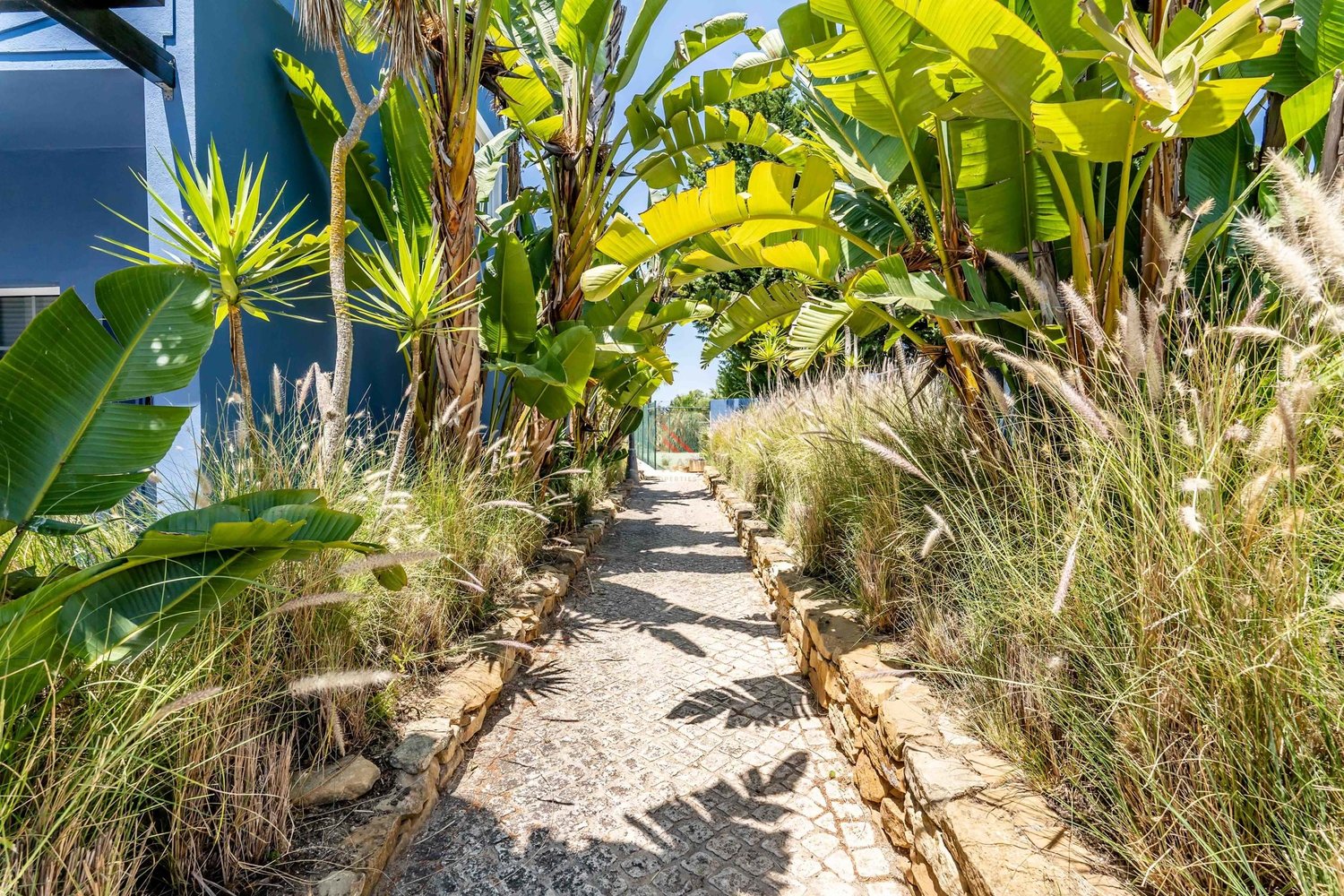 Tourist Village, Luz, Lagos