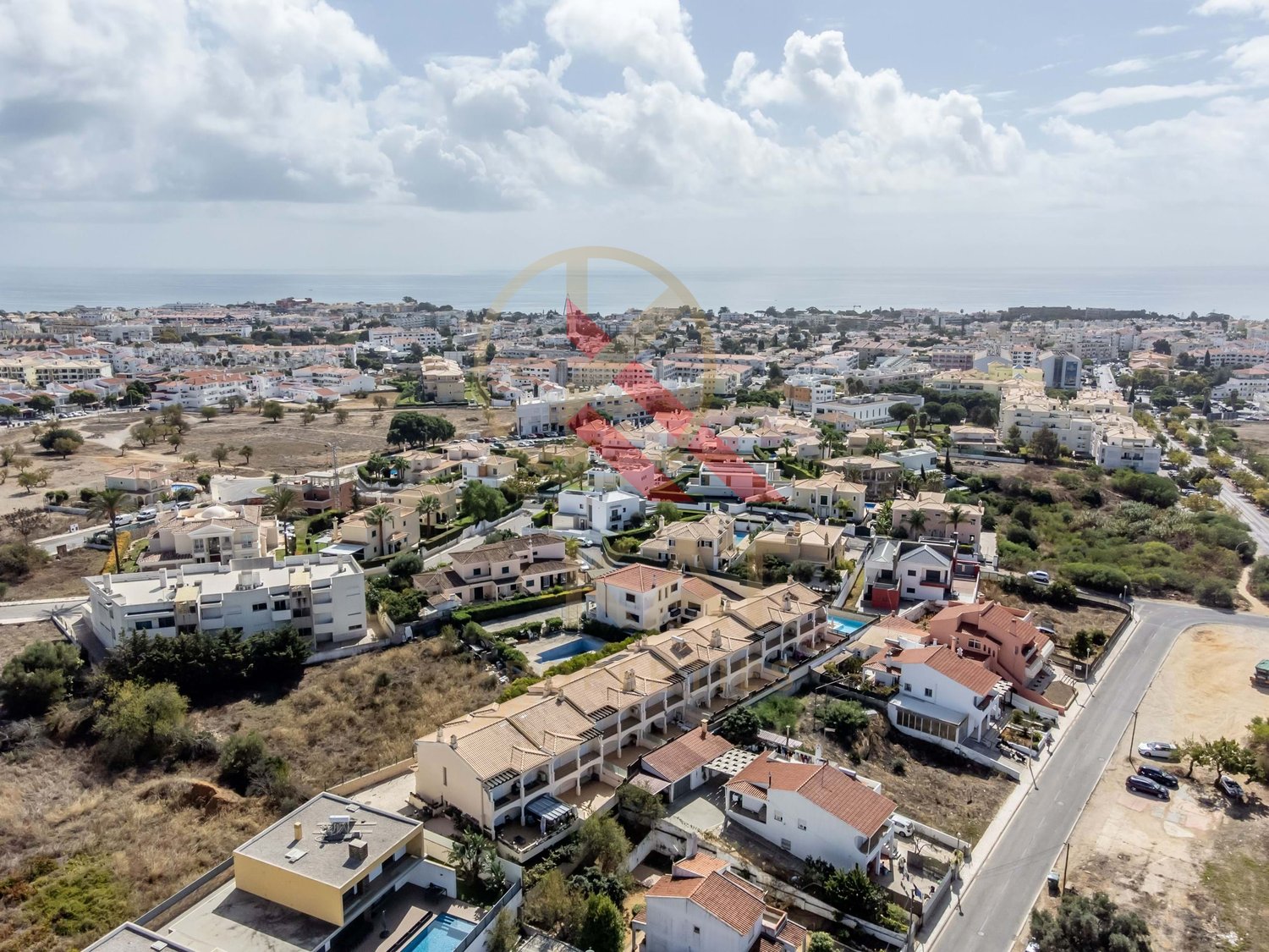 Moradia Geminada à Venda em Albufeira