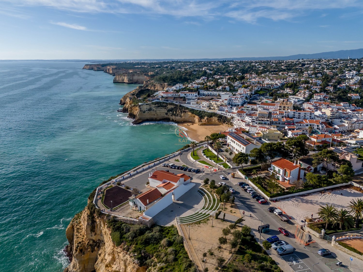 Moradia na 1ª Linha de Mar, Carvoeiro, Lagoa