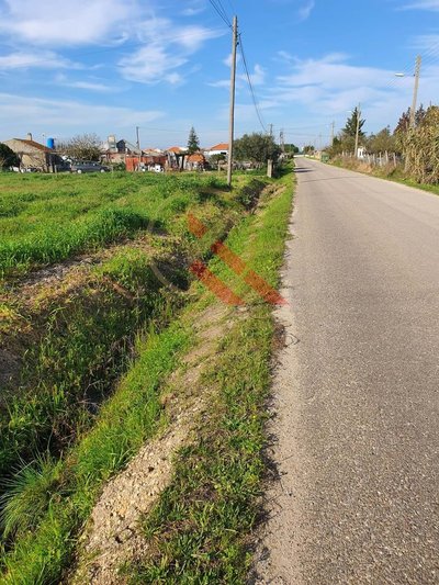 Terreno Urbano em Samora Correia, com versatilidade e com um Potencial em 1580m²