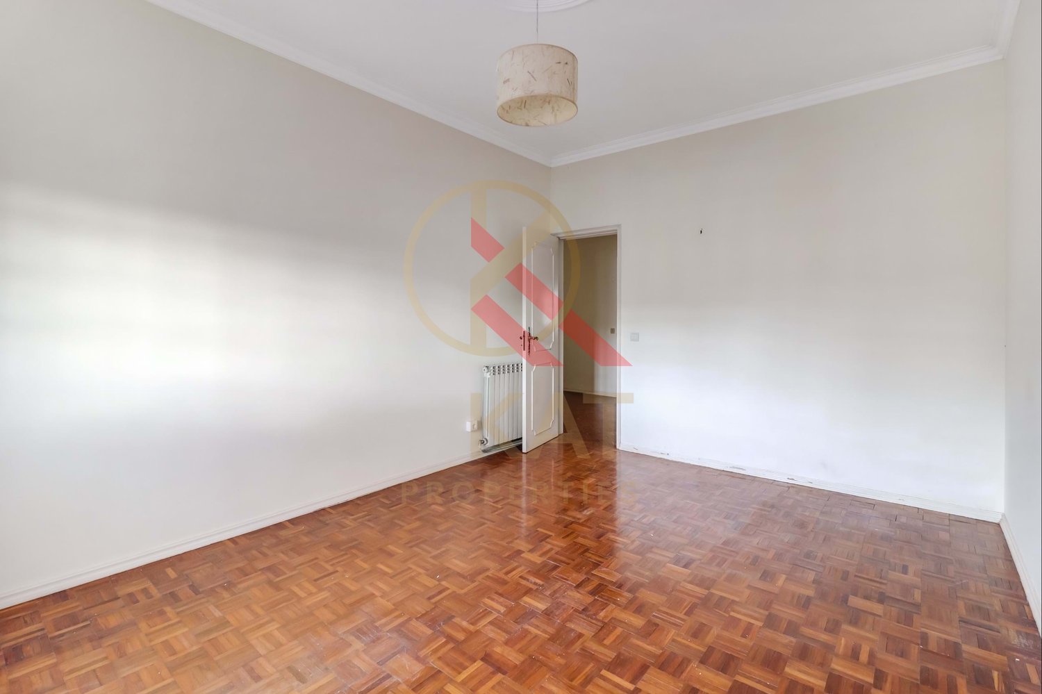 Oportunidade Imperdível! Moradia T6, Torres Vedras – Perfeita para investimento ou Moradia Bifamiliar