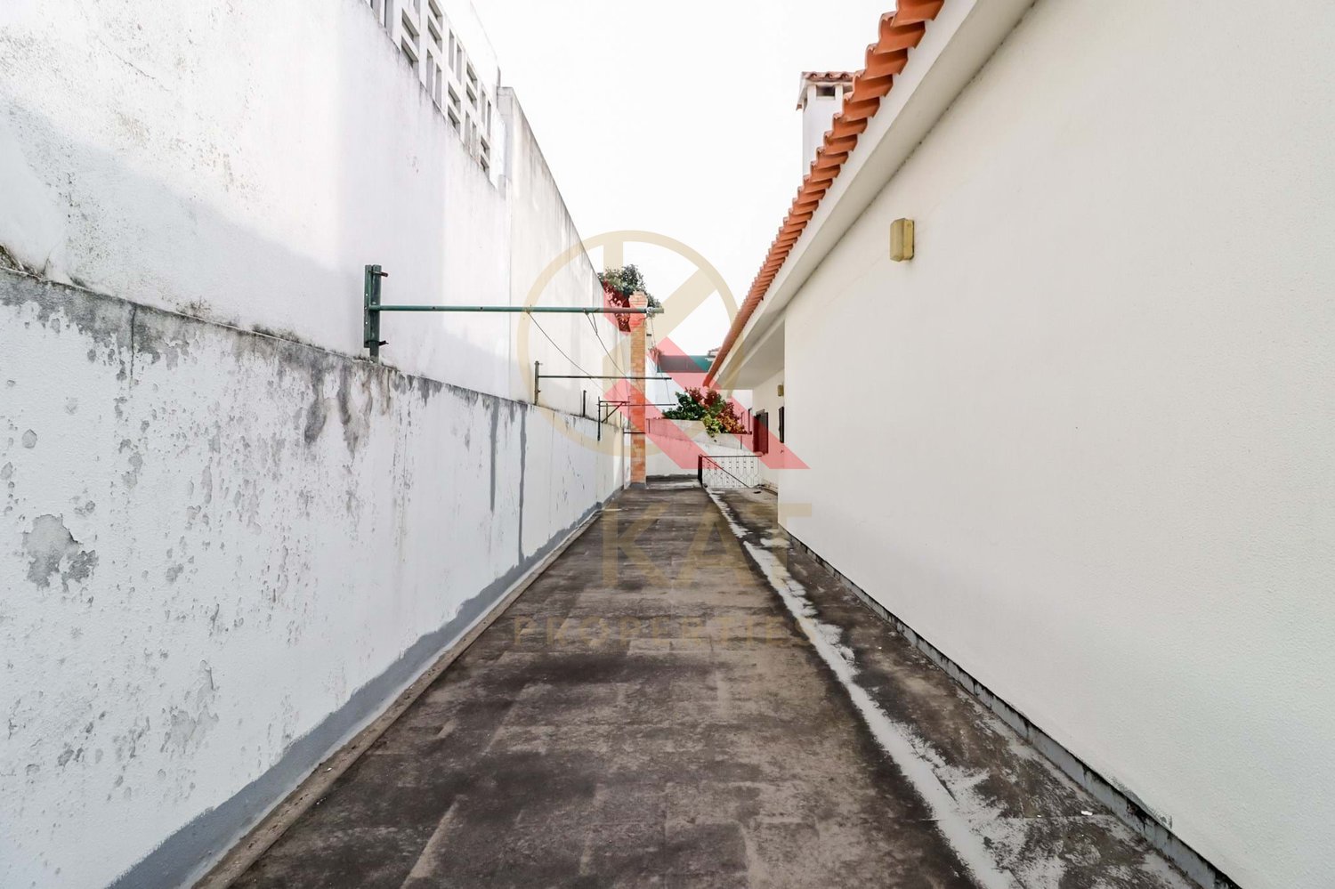 Oportunidade Imperdível! Moradia T6, Torres Vedras – Perfeita para investimento ou Moradia Bifamiliar