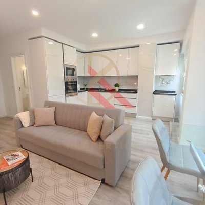 Apartamento T3, Espaçoso e com Vista Rio, em São Vicente