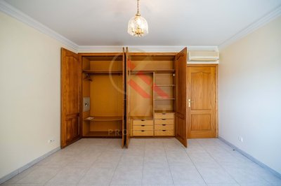 Apartamento T1 com Vista Mar e uma Localização de Excelência