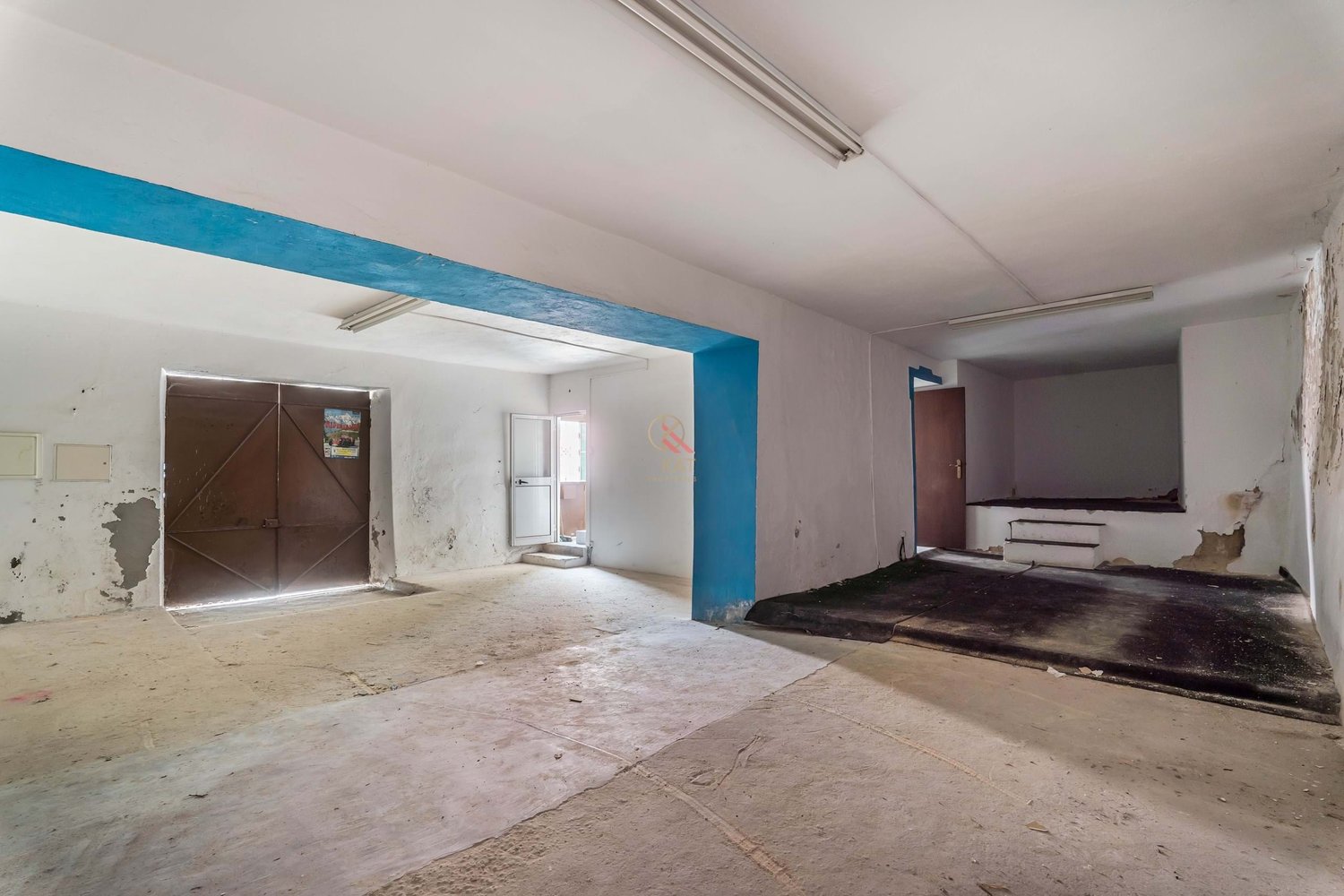 Casa antiga na Vila de Alcantarilha, próximo da praia dos Salgados e Armação de Pêra
