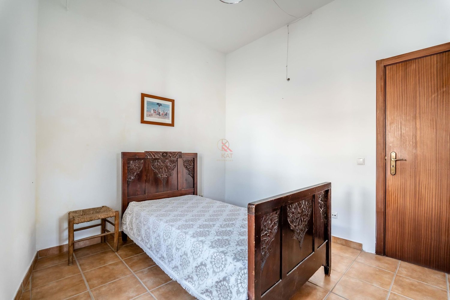 Casa antiga na Vila de Alcantarilha, próximo da praia dos Salgados e Armação de Pêra