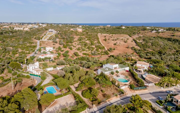 Terreno para Venda a 850 metros da Praia dos Caneiros, Ferragudo