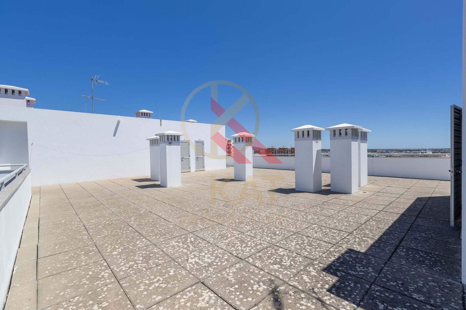 Apartamento T2  na Rua do Alportel em Faro