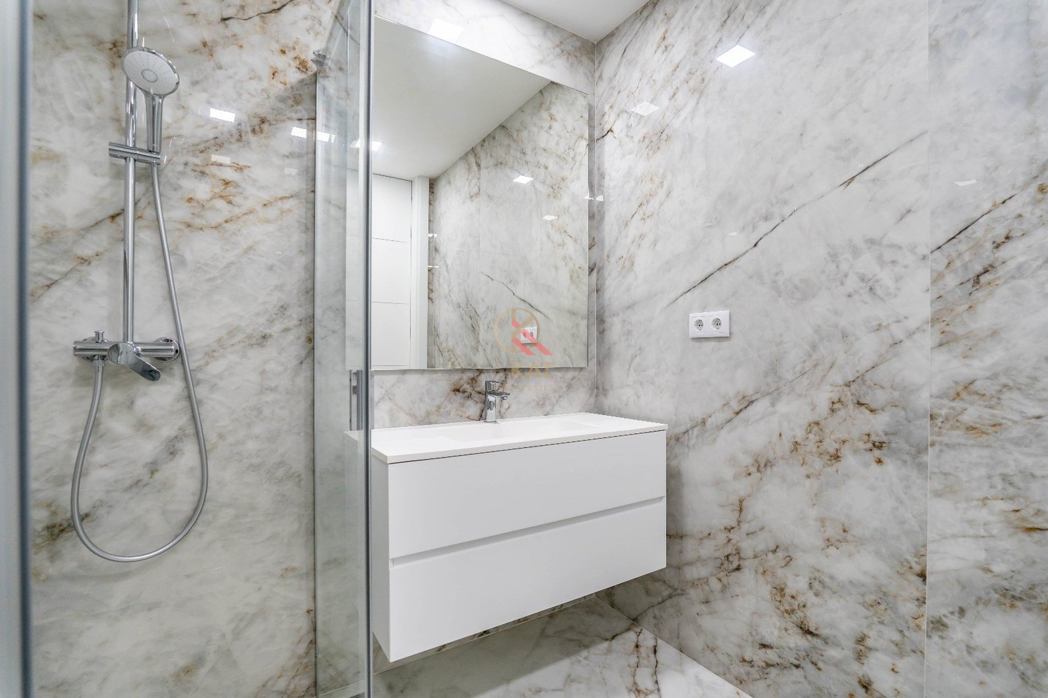 Apartamento T2 Novo em Lagos (Algarve) com piscina na cobertura 