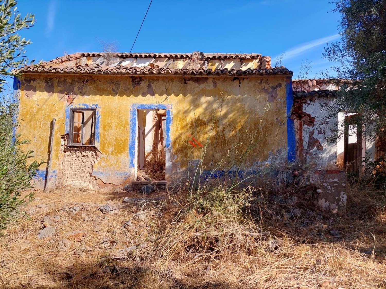 Terreno com Ruínas - Oportunidade em Silves perto da barragem do Arade