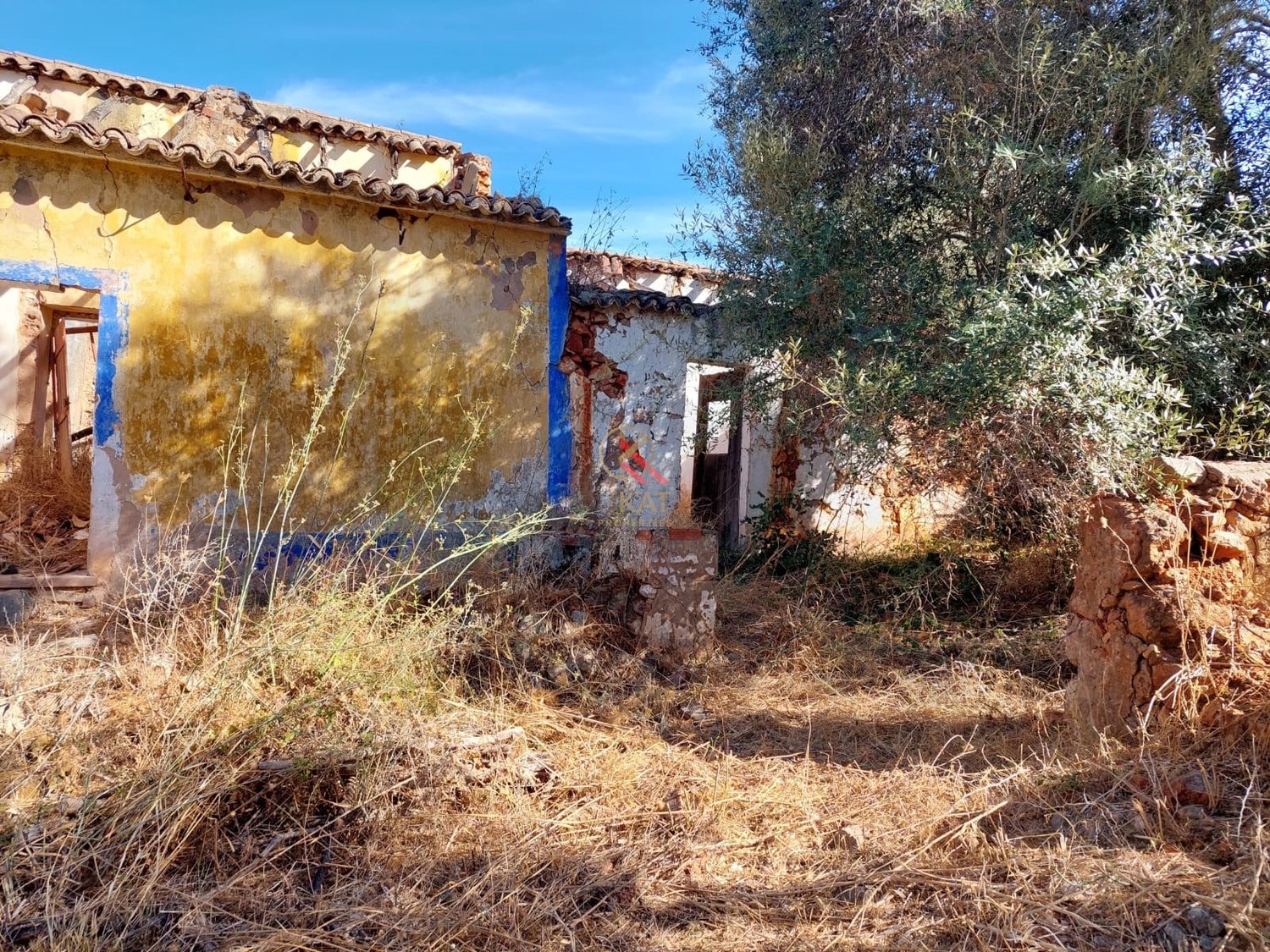 Terreno com Ruínas - Oportunidade em Silves perto da barragem do Arade