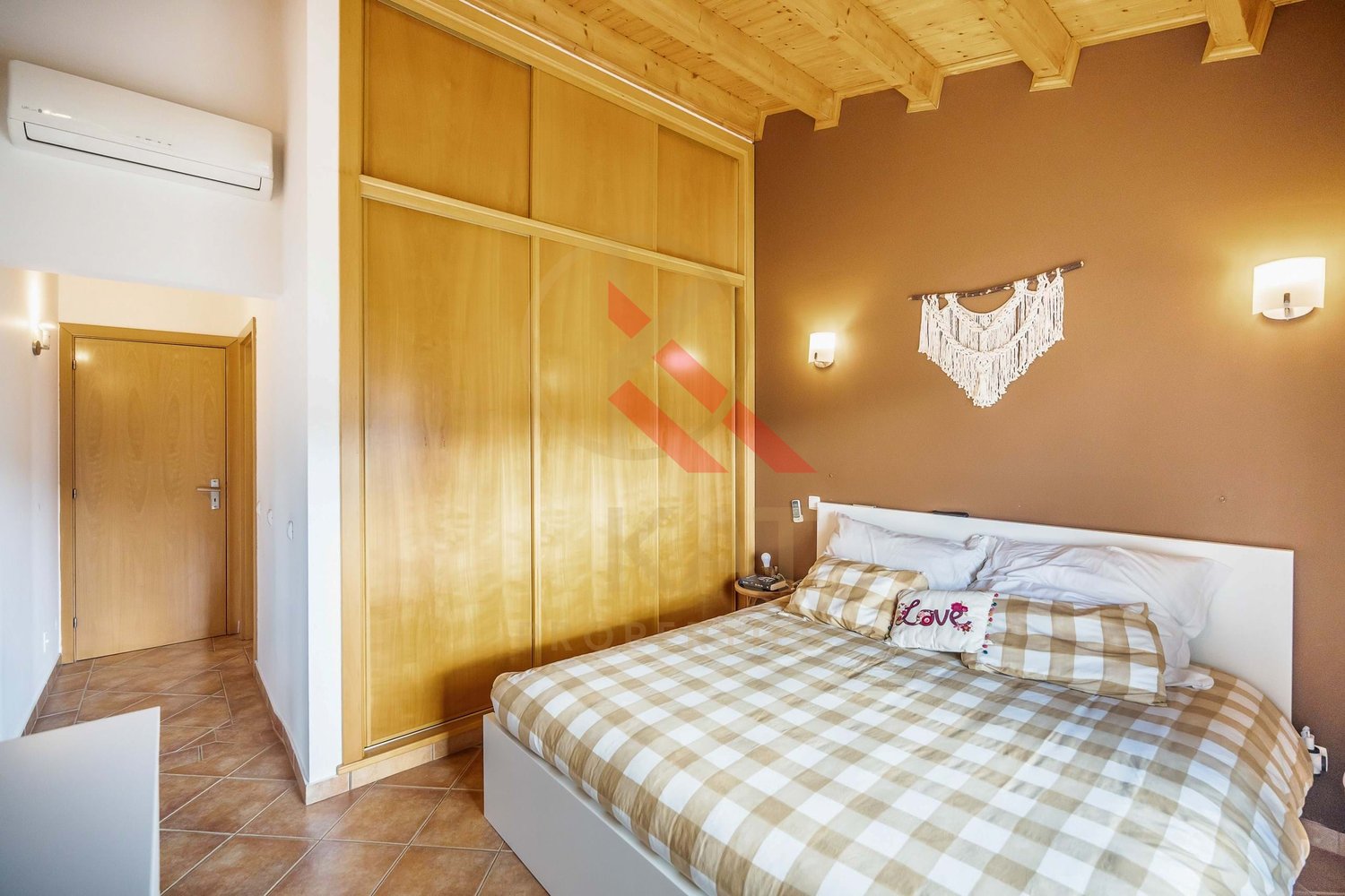 Moradia Geminada T3 em Condomínio Privado – Espiche, Lagos