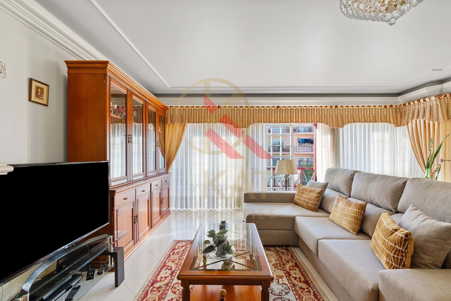 Oportunidade em Rio de Mouro — T3 Luminoso com bons acabamentos