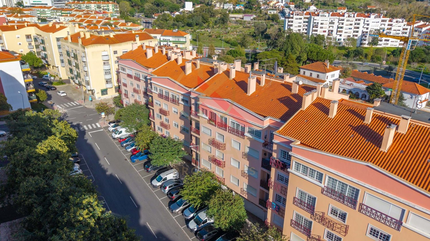 Oportunidade em Rio de Mouro — T3 Luminoso com bons acabamentos