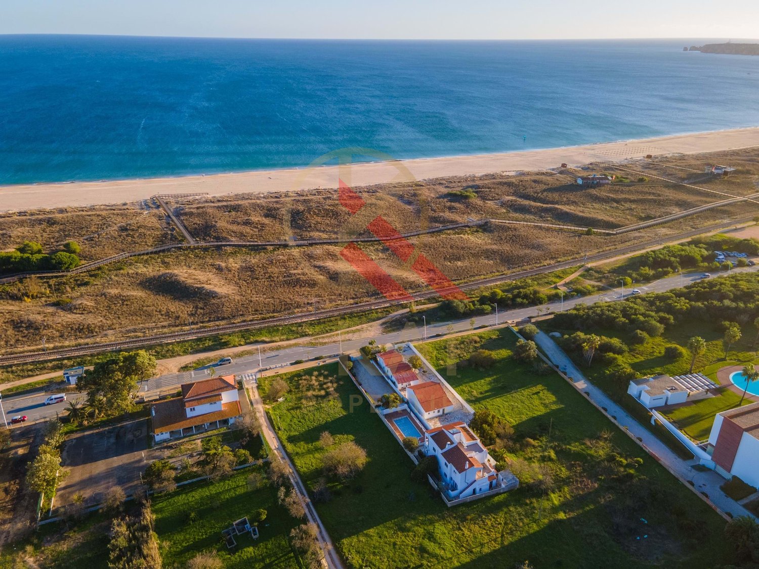 Propriedade com Localização Premium a 200m da Meia Praia – Lagos