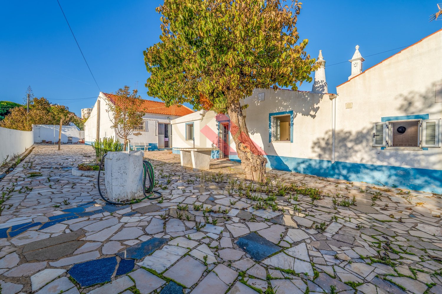 Propriedade com Localização Premium a 200m da Meia Praia – Lagos