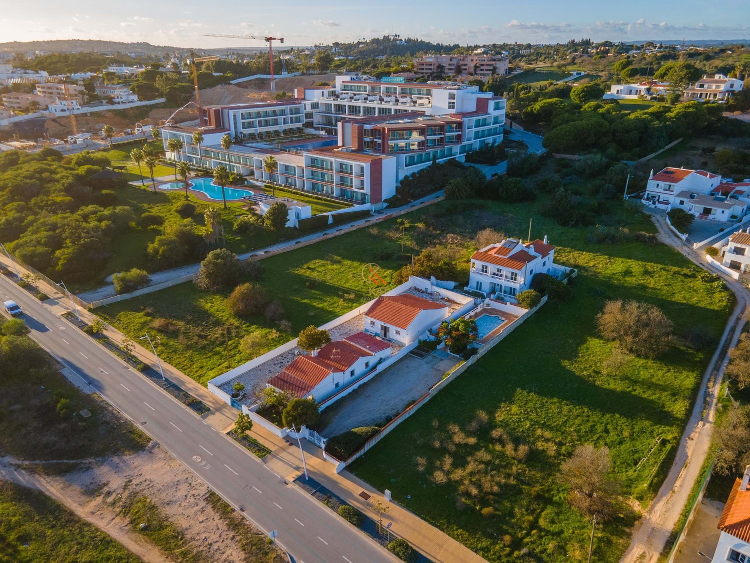 Propriedade com Localização Premium a 200m da Meia Praia – Lagos