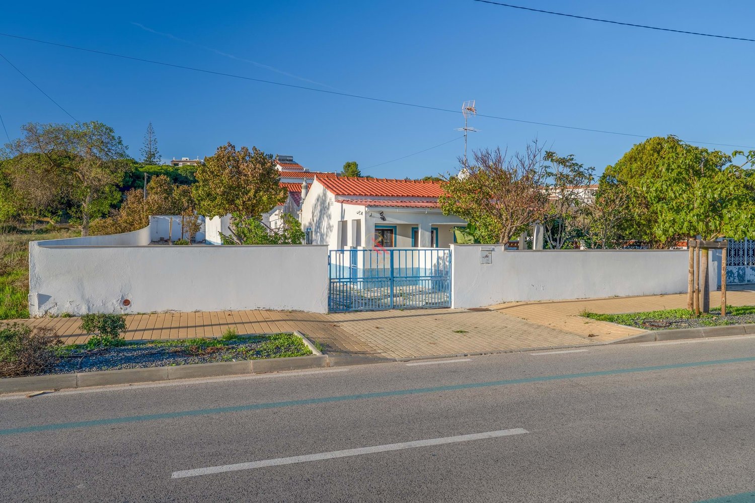 Propriedade com Localização Premium a 200m da Meia Praia – Lagos