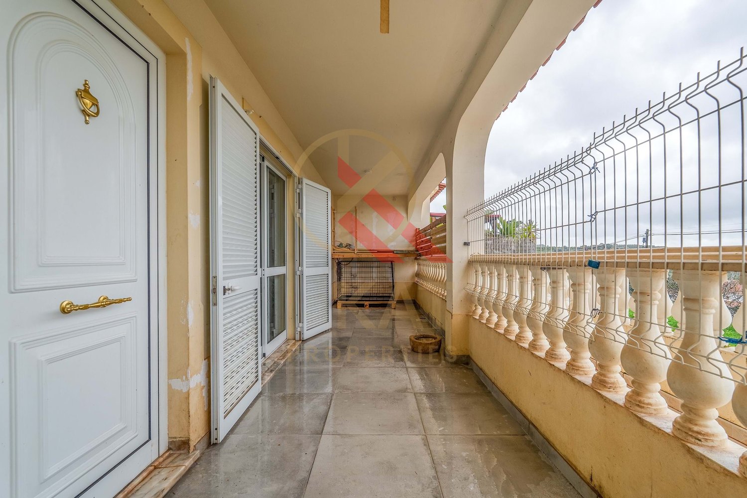 Apartamento T1 + 2 em Silves com Vista Desafogada 