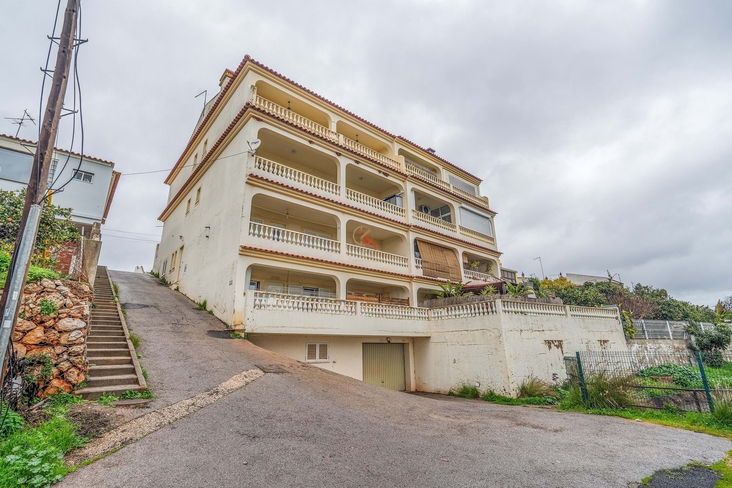 Apartamento T1 + 2 em Silves com Vista Desafogada 