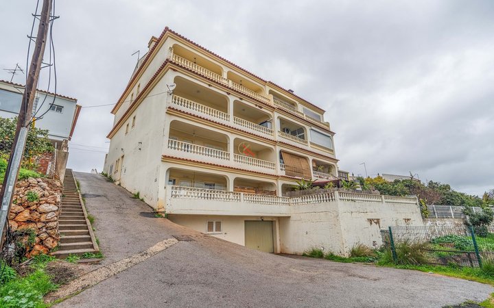 Apartamento T1 + 2 em Silves com Vista Desafogada 