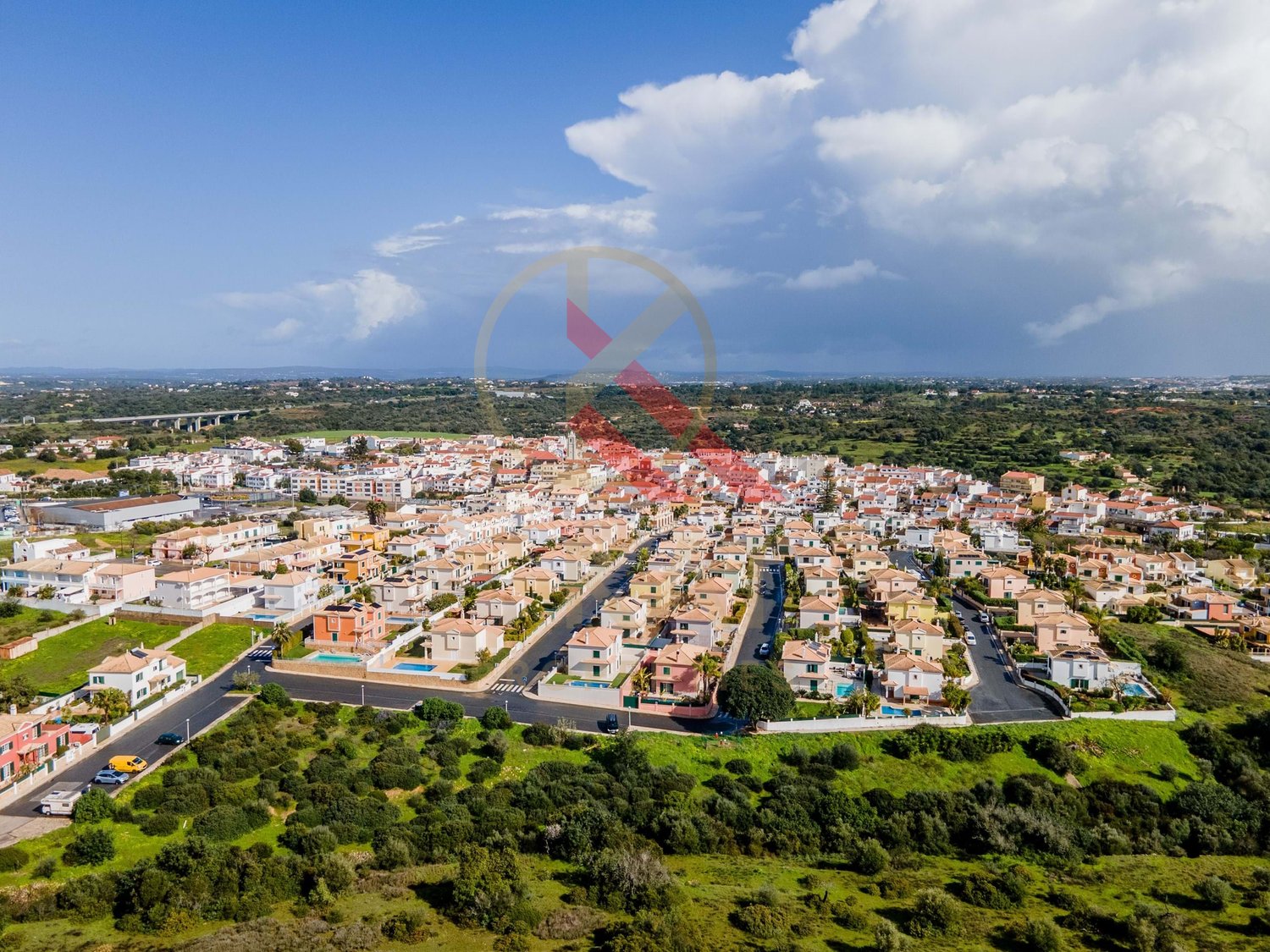Excelente Moradia T3 com Piscina e Espaço Exterior Privativo