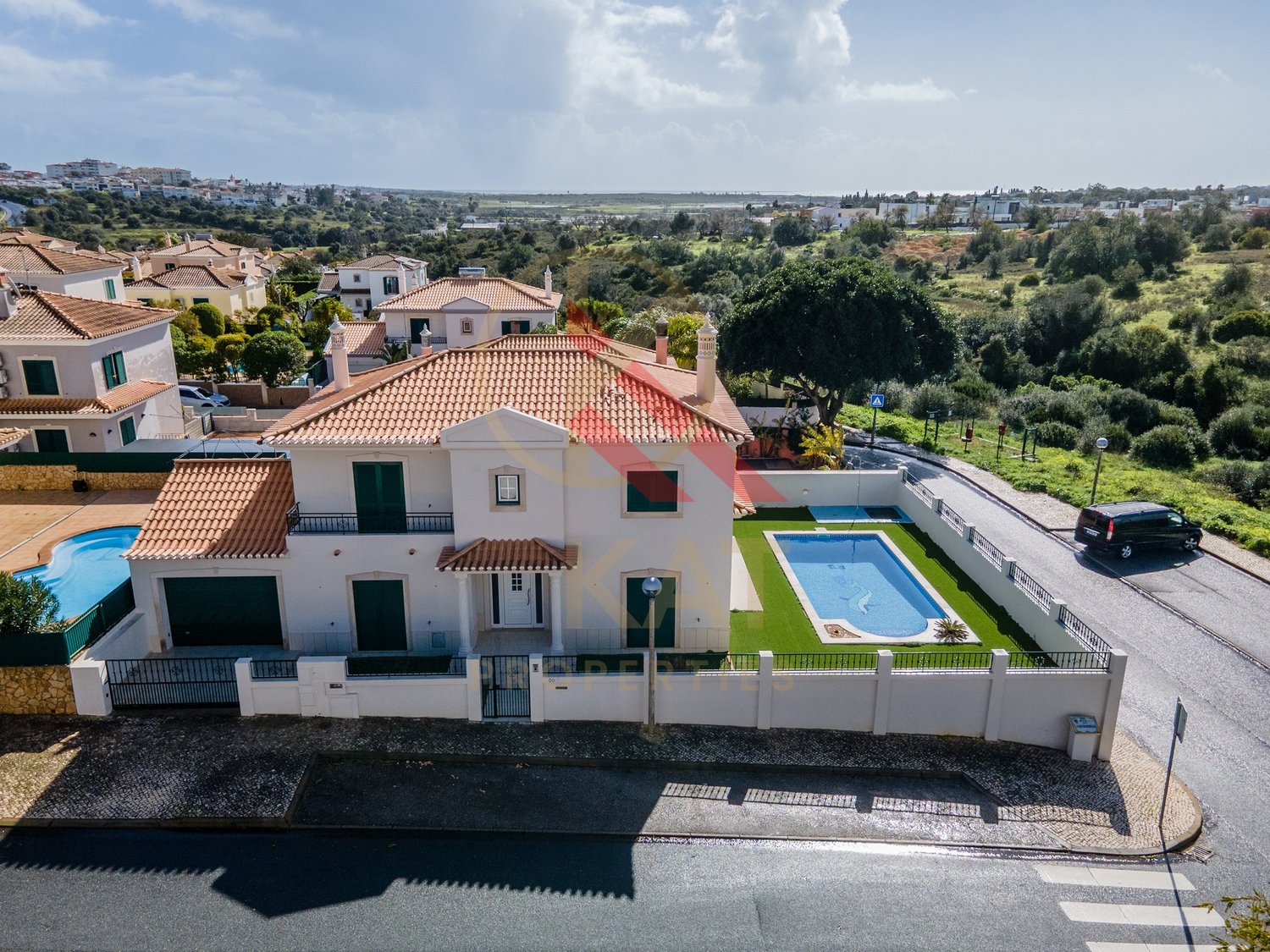 Excelente Moradia T3 com Piscina e Espaço Exterior Privativo