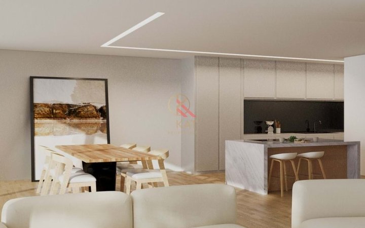 Lote de Terreno com 189m² – Projeto para Moradia com 3 Pisos, Piscina e Rooftop Com Vista Mar