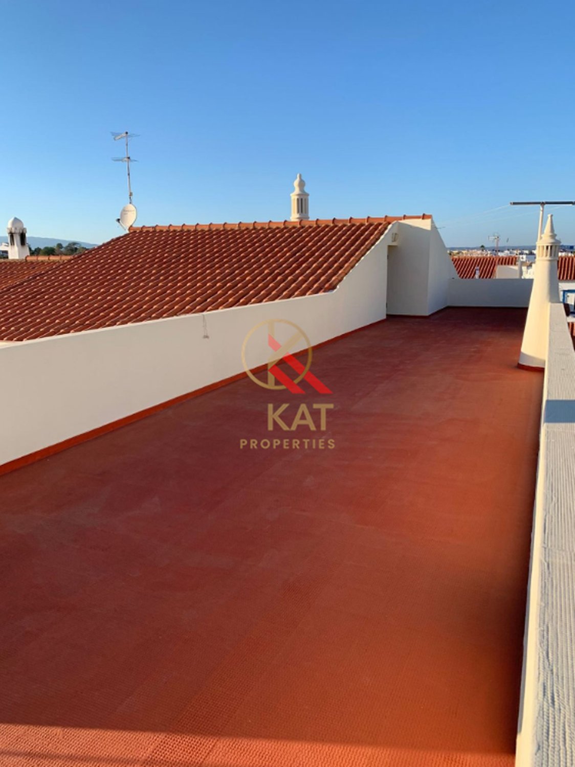 Moradia T3 para arrendamento Anual em Urbanização da Hortinha, Ferragudo