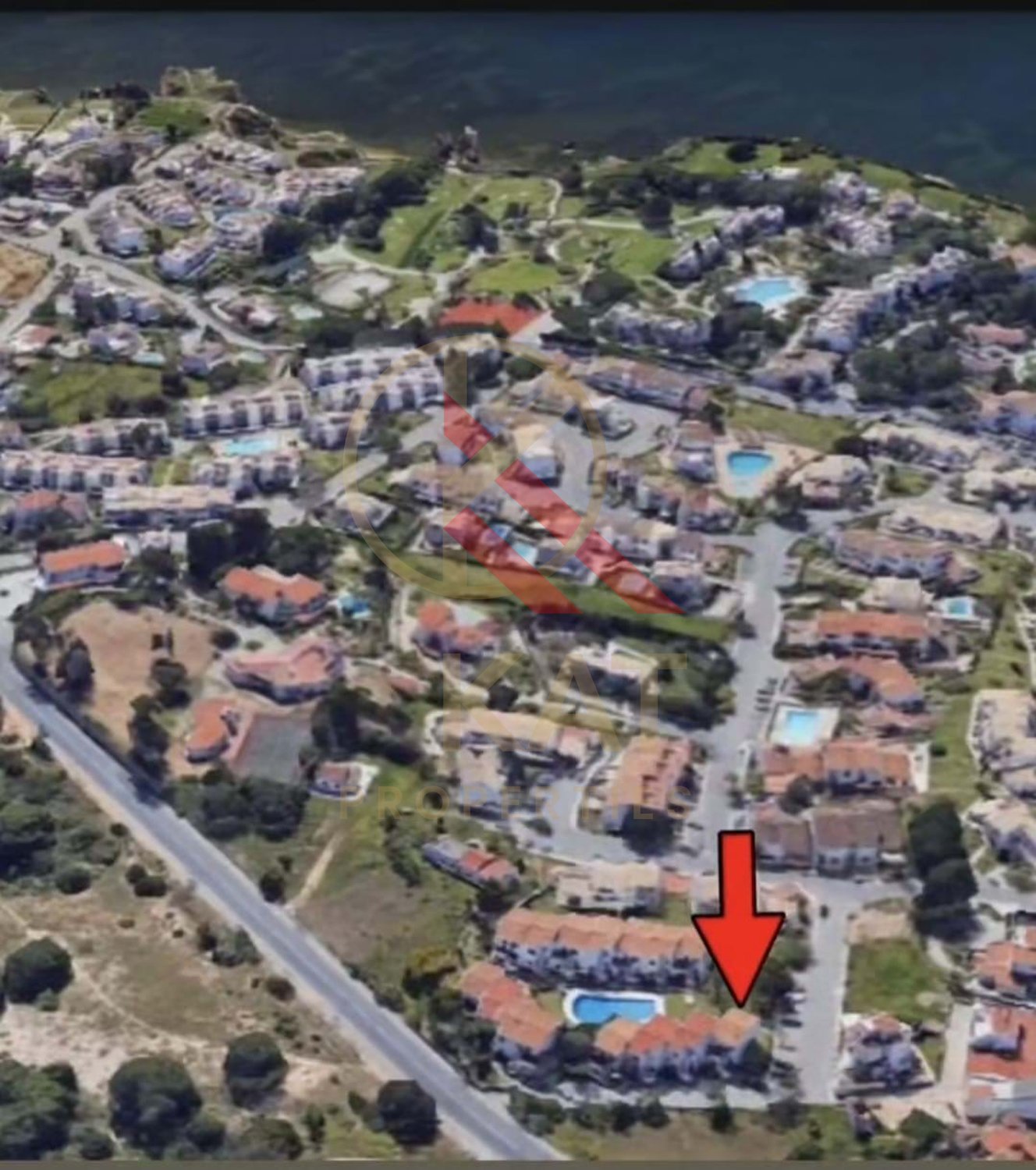 Apartamento T2 com Piscina e Vista Mar – Alporchinhos, Porches