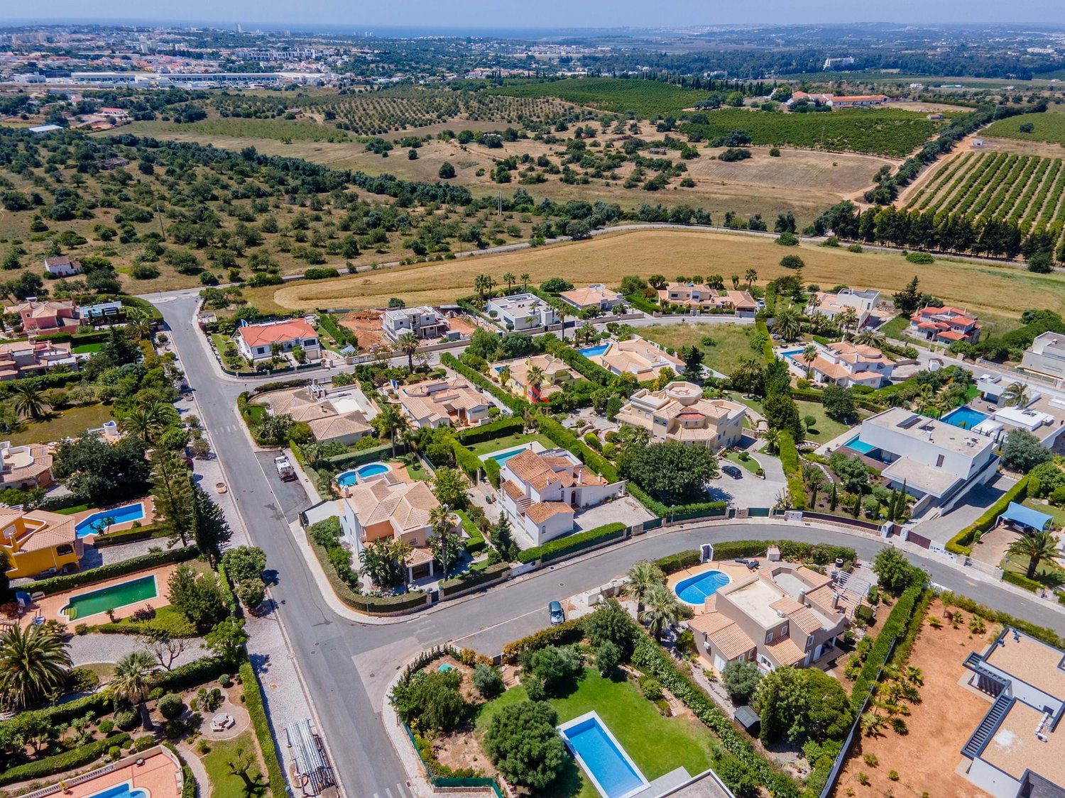 Moradia V4 com Piscina e Ginásio à venda em Portimão