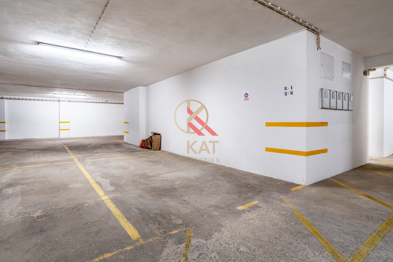  Apartamento T1 c/ Piscina, Garagem e Churrasqueira, próximo da praia 