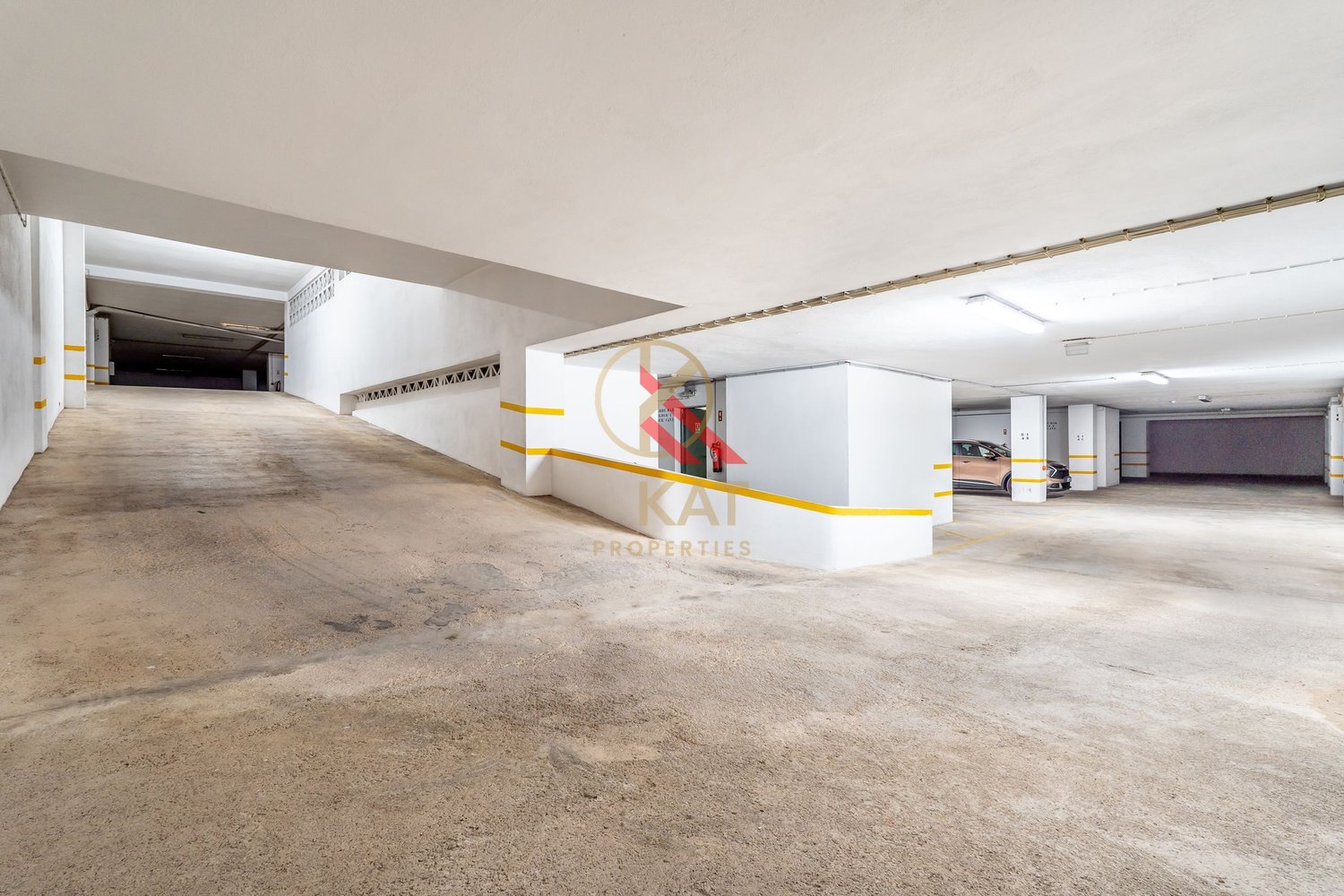  Apartamento T1 c/ Piscina, Garagem e Churrasqueira, próximo da praia 