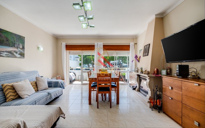  Apartamento T3 com Terraço e Arrecadação, Lagos
