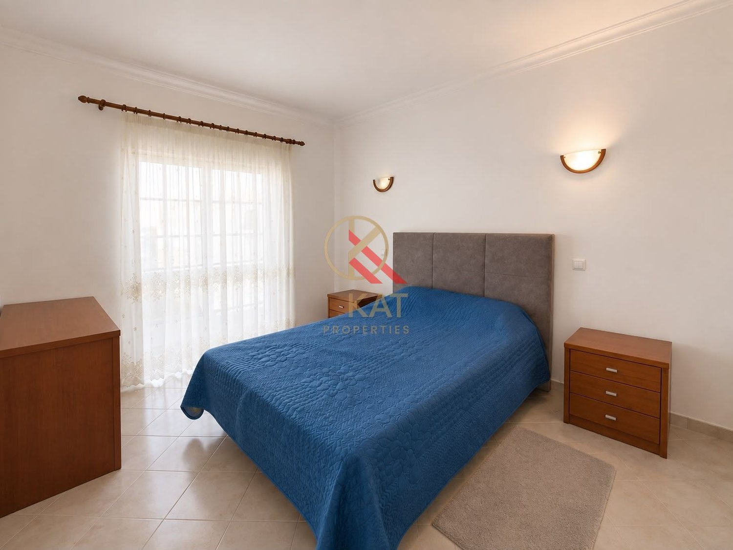 Apartamento T2 para Arrendamento Anual, em Lagos