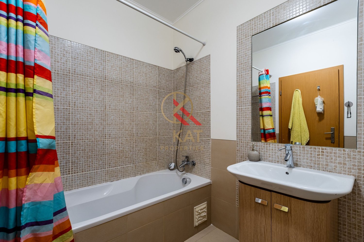 T2 com 2 WC e ampla varanda virada para a piscina | Conceição de Tavira