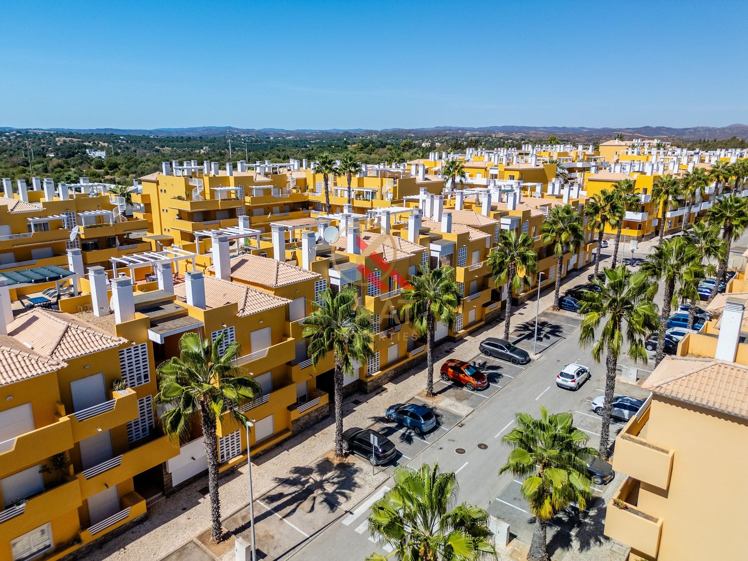 T2 com 2 WC e ampla varanda virada para a piscina | Conceição de Tavira
