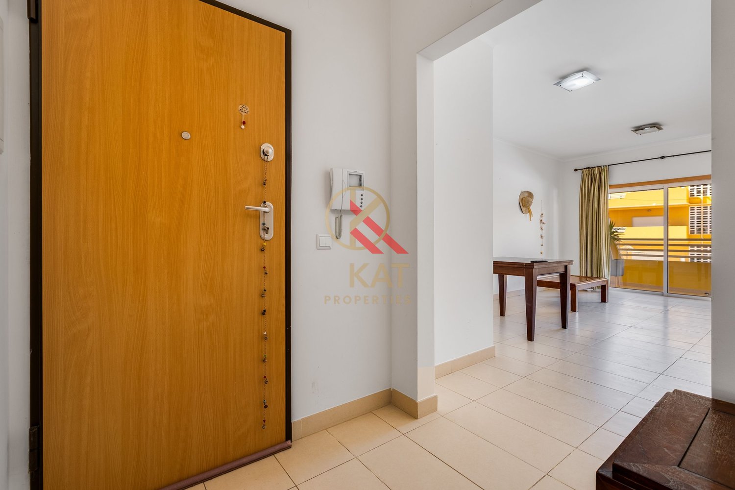 T2 com 2 WC e ampla varanda virada para a piscina | Conceição de Tavira
